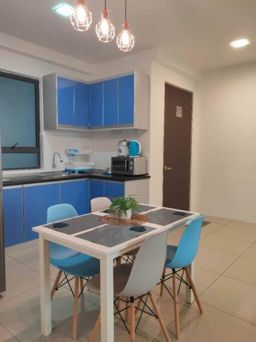 Luxurious Homestay 3Br With Pool Meru Ipoh 8 Pax Kültér fotó